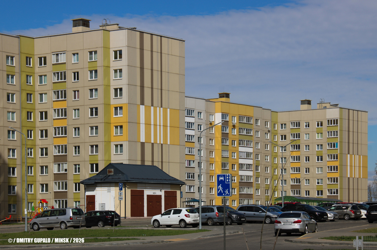 Мінск, Улица Корзюки, 42; Улица Корзюки, 40А; Улица Корзюки, 44