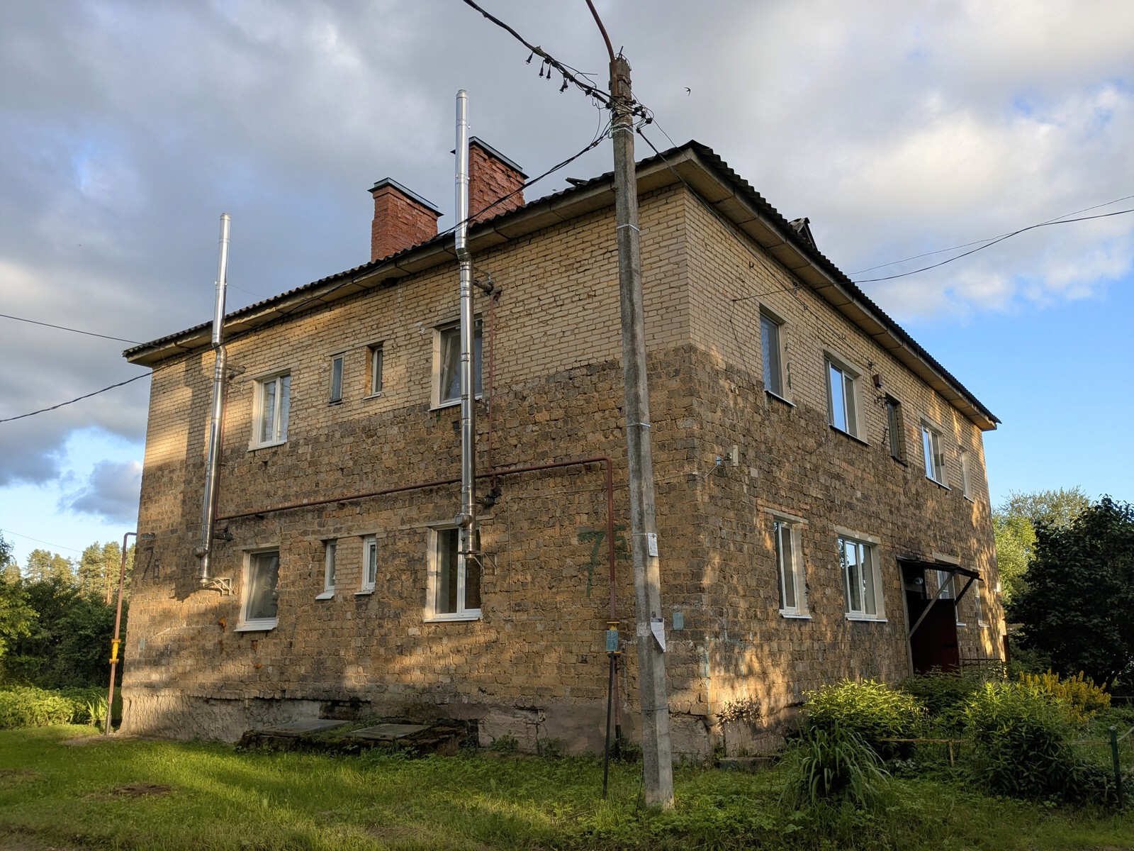 Сланцевский район, прочие н. п., Улица ДОК, 7Б