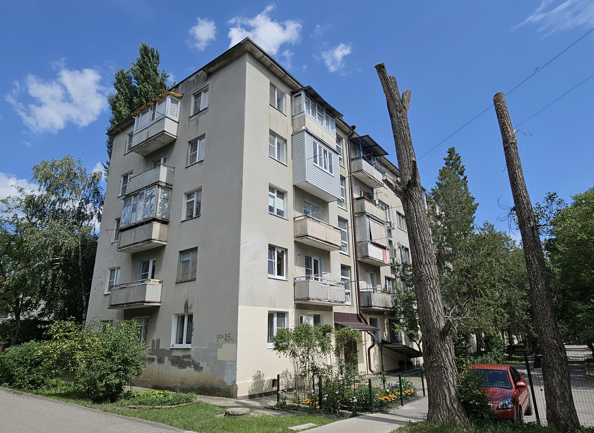 Пятигорск, Бештаугорская улица, 45