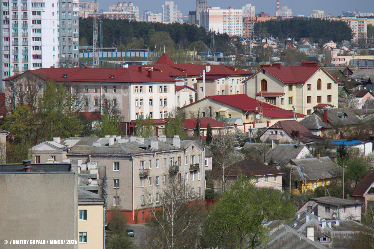 Минск, Улица Орджоникидзе, 30 / Улица Строителей, 7; Улица Лазо, 14 / Улица Огарёва, 5