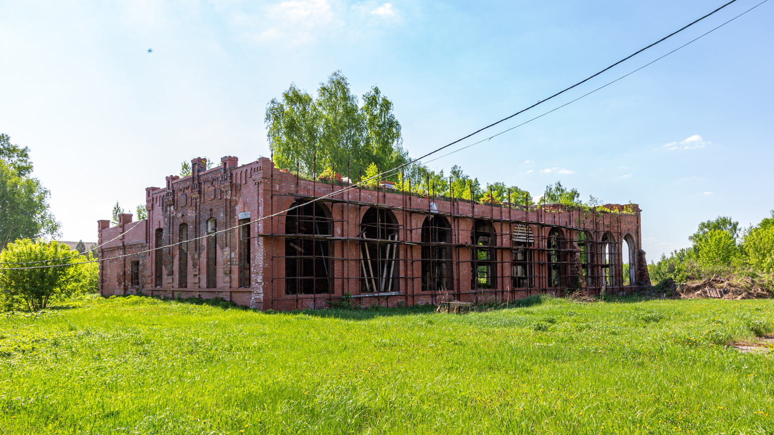 Krasny Profintern, Набережная улица, 4*