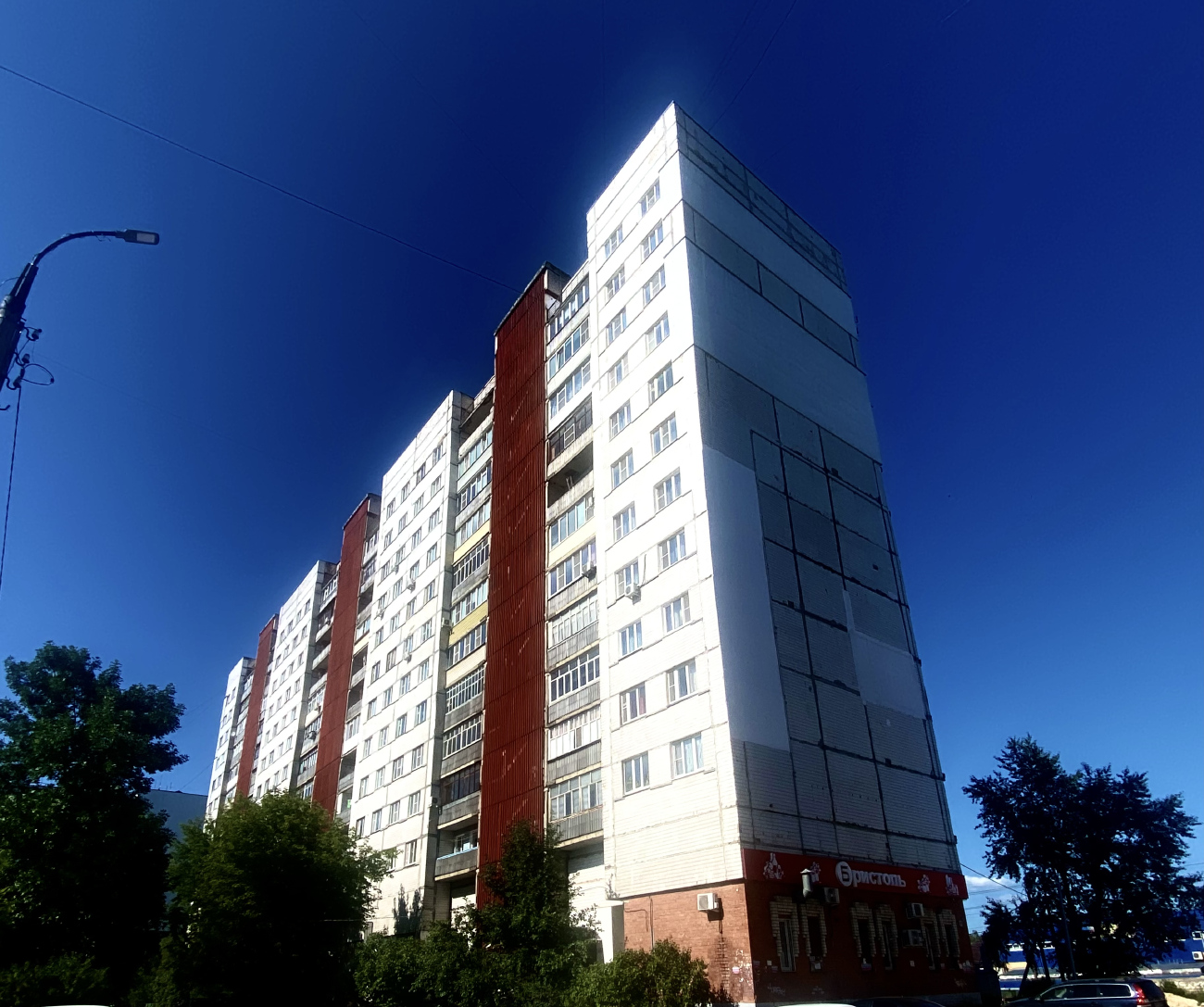 Заволжье, Улица Пономарёва, 4