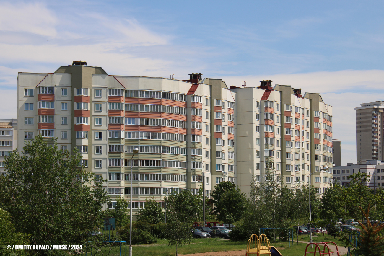 Минск, Улица Алеся Гаруна, 12