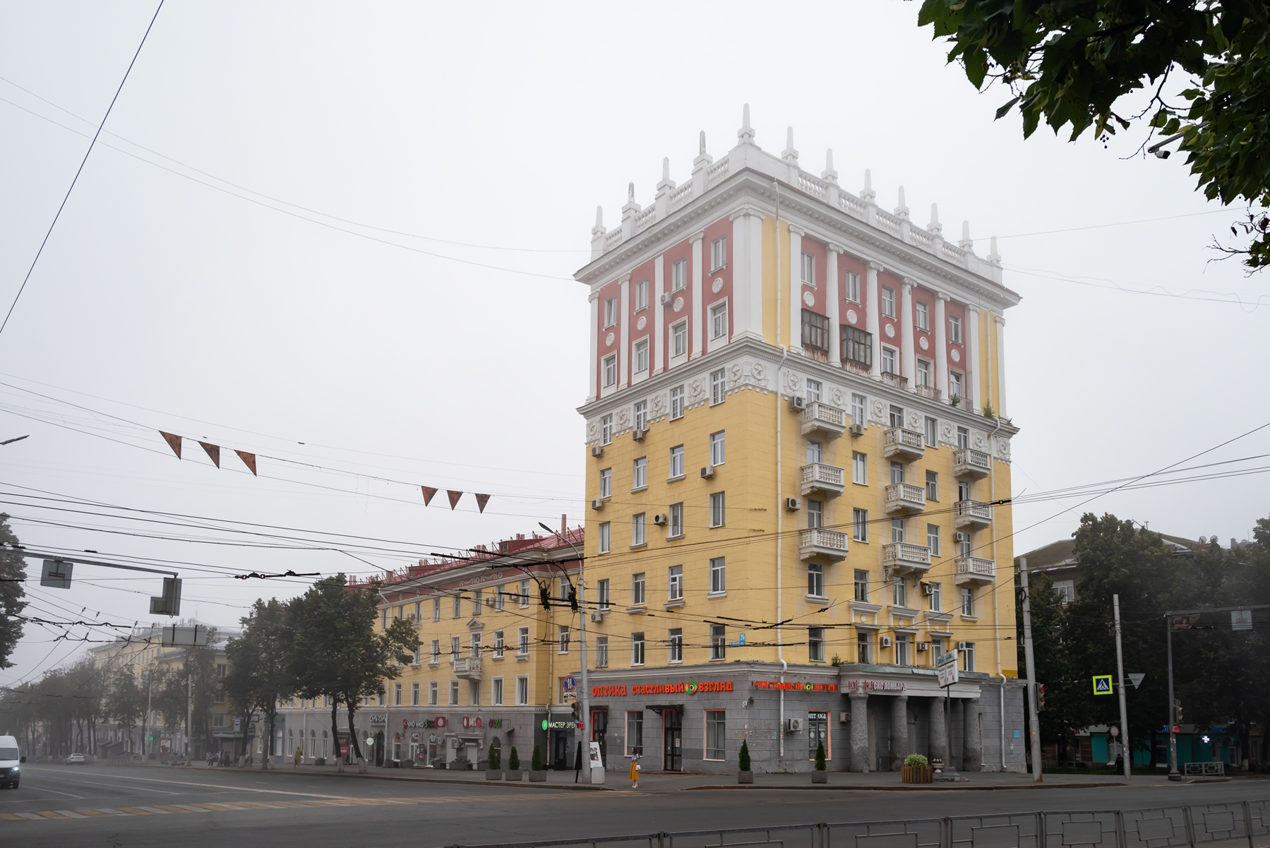 Уфа, Первомайская улица, 26 / Улица Ульяновых, 28