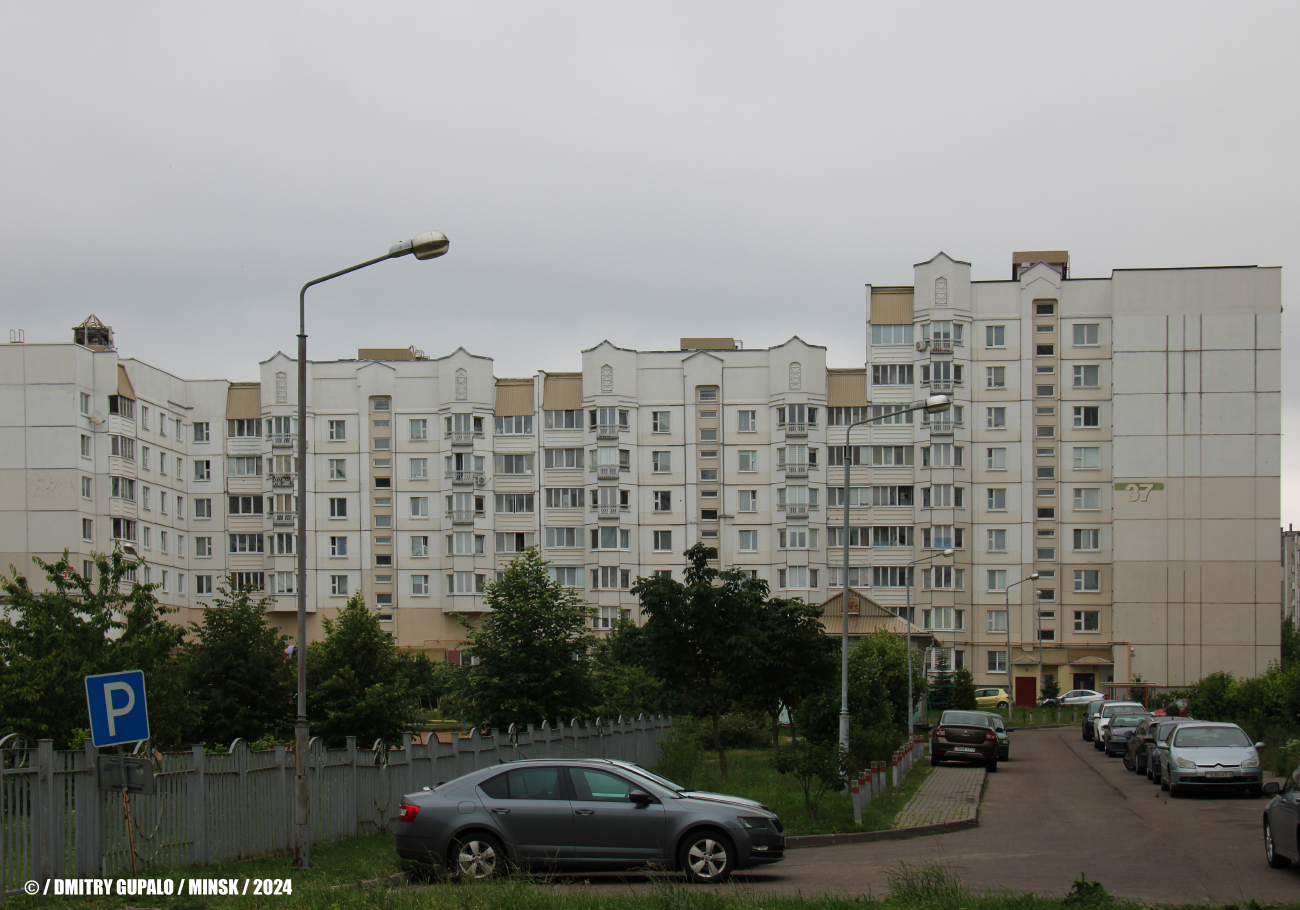 Мінск, Улица Кунцевщина, 37