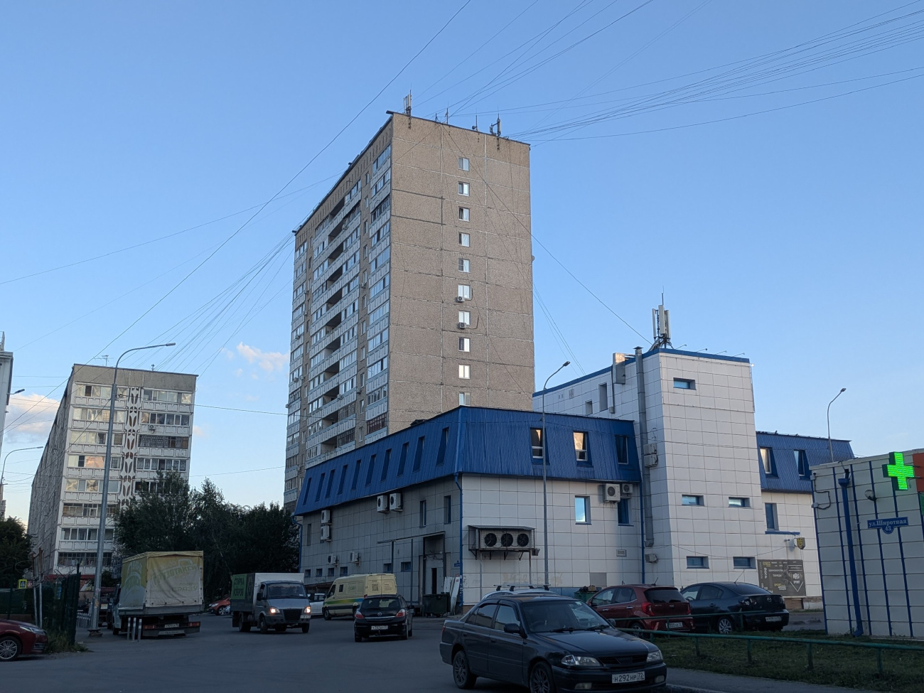 Тюмень, Широтная улица, 61; Широтная улица, 61А; Широтная улица, 61А/1