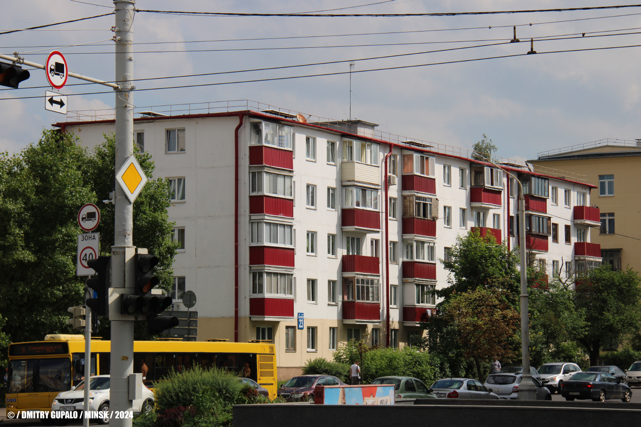 Минск, Улица Жилуновича, 23