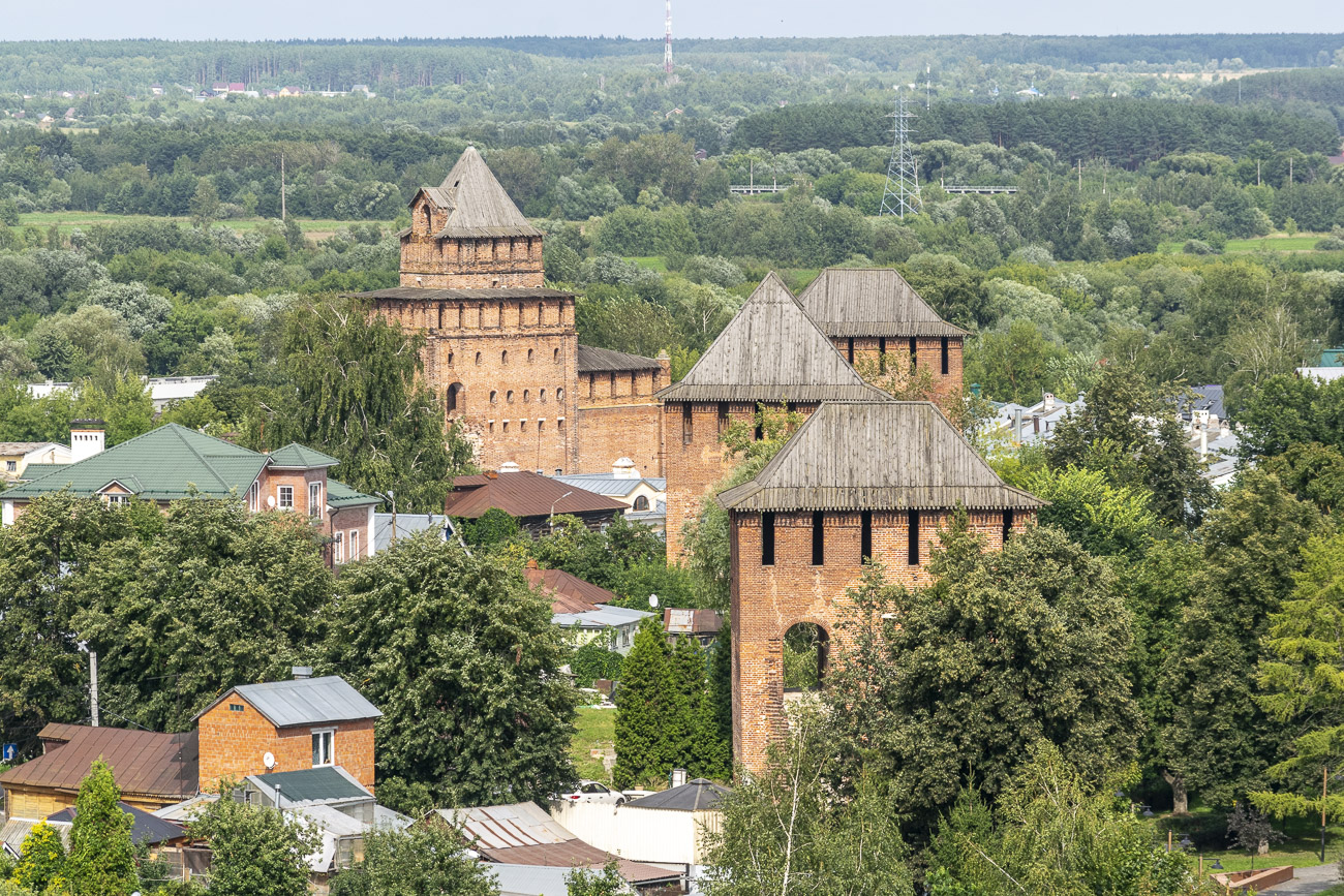 Коломна, Коломенский кремль, Пятницкие ворота; Коломенский кремль, Спасская башня; Коломенский кремль, Погорелая башня; Коломенский кремль, Семёновская башня