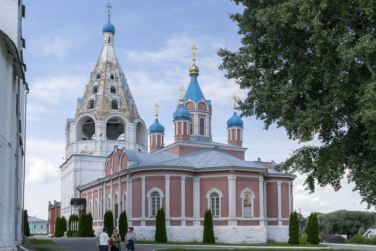 Коломна, Улица Лазарева, 16А (колокольня); Улица Лазарева, 14