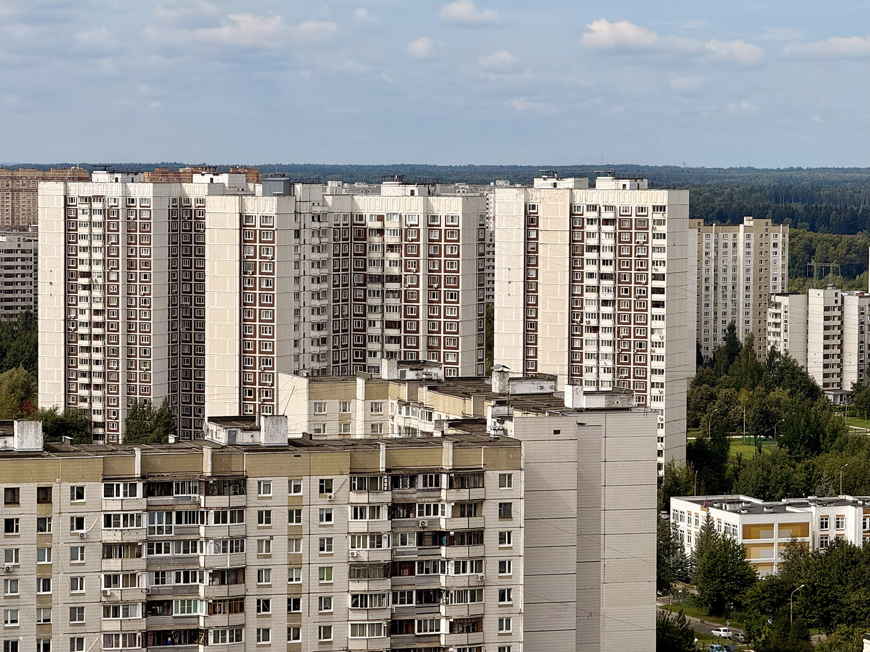 Zelenograd, 15-й микрорайон, корп. 1553; 15-й микрорайон, корп. 1552; 15-й микрорайон, корп. 1551
