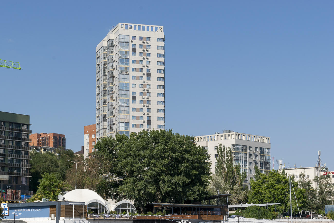 Ростов-на-Дону, Береговая улица, 61 / Богатяновский спуск, 1Б