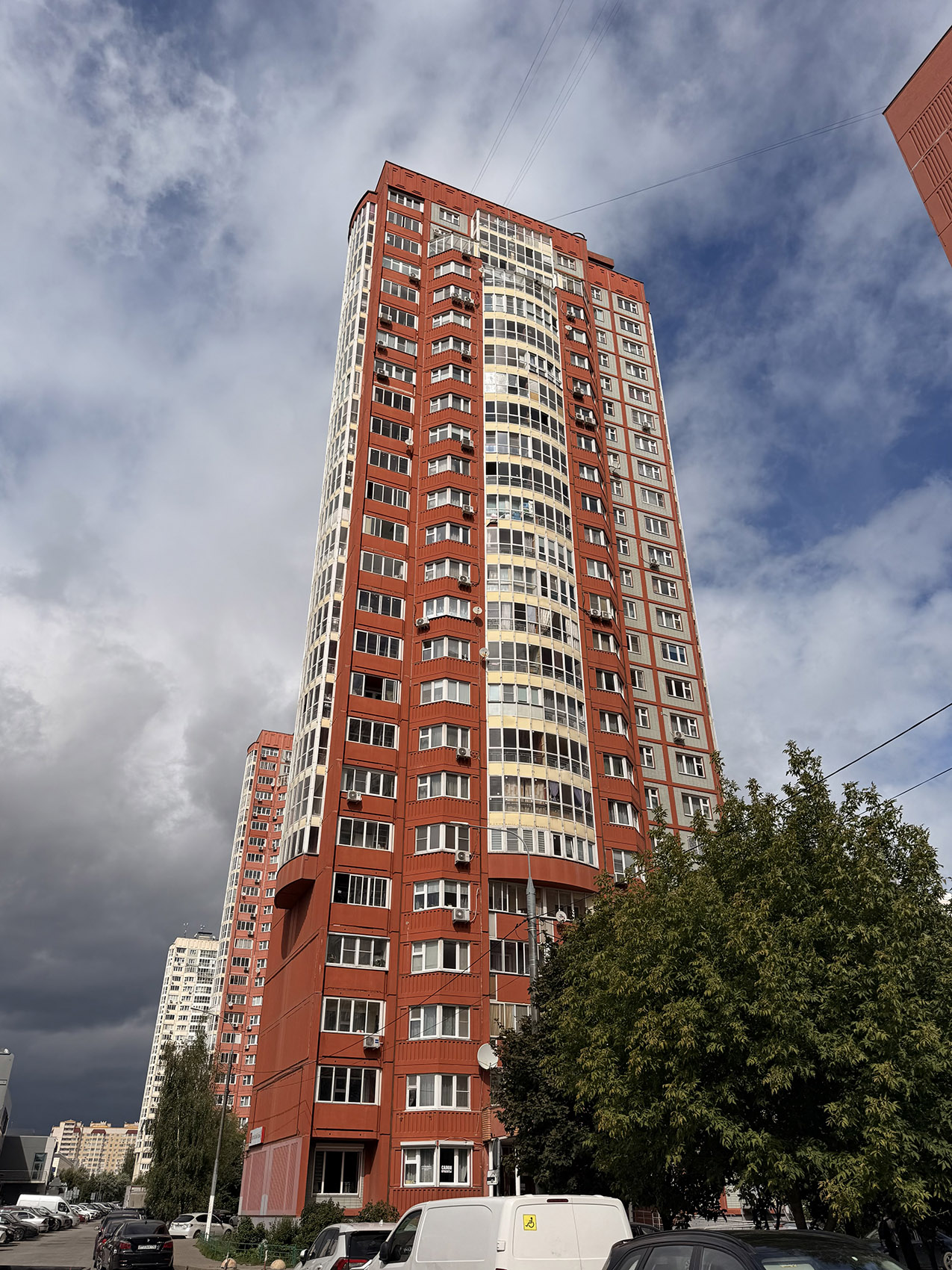 Долгопрудный, Лихачёвский проспект, 68 корп. 1