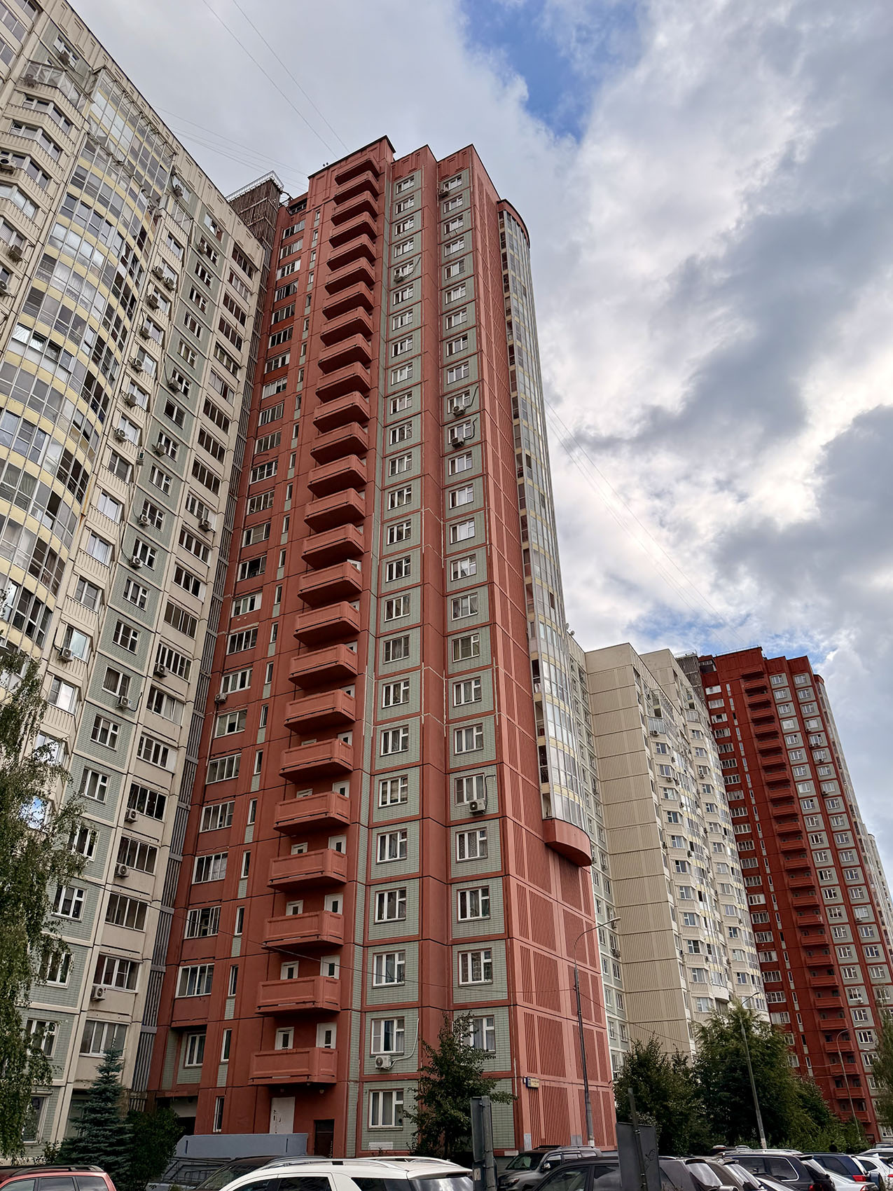 Долгопрудный, Лихачёвский проспект, 70 корп. 1