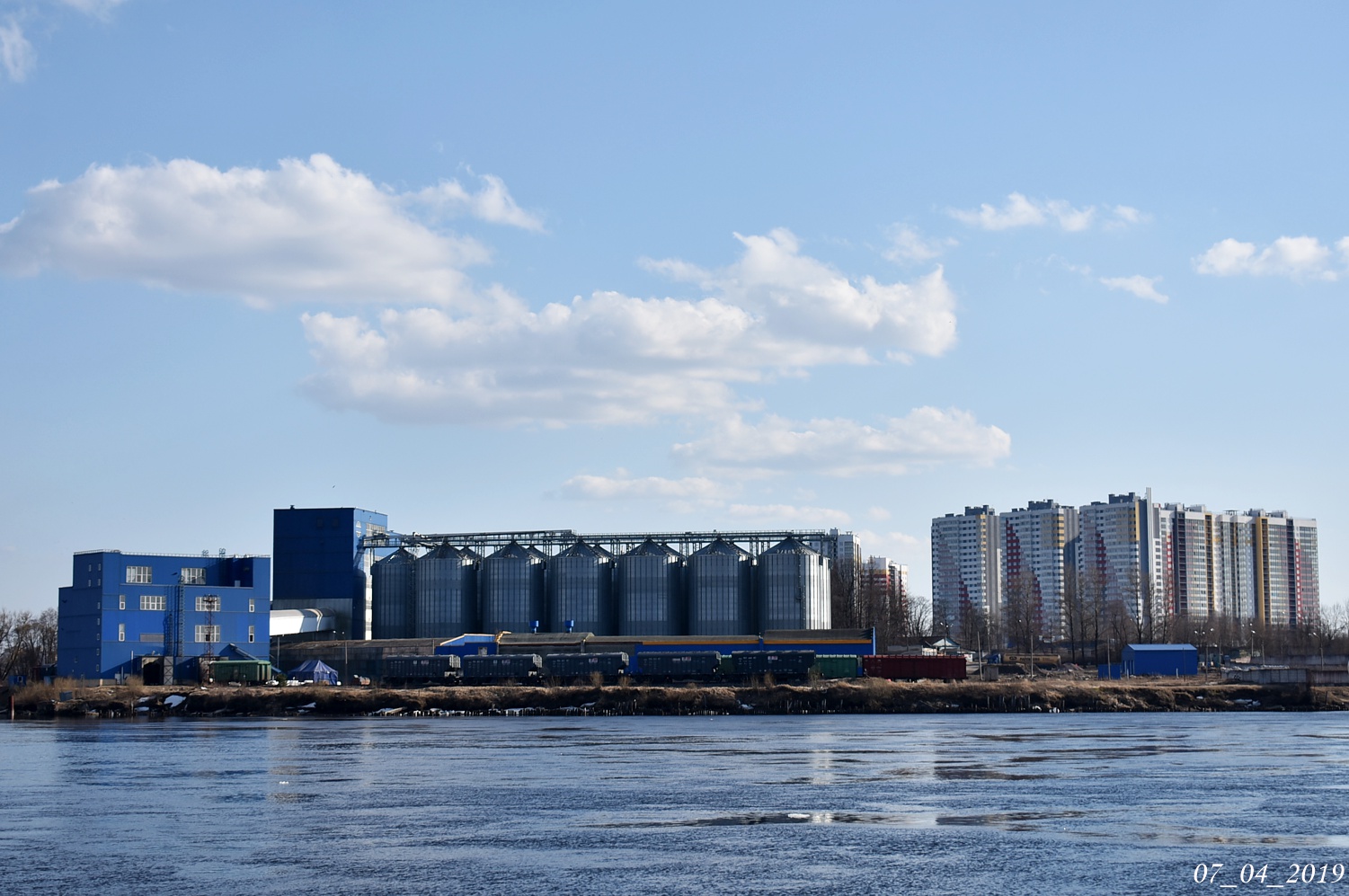 Санкт-Петербург, Заводская улица, 32 корп. 3 (погрузочный); Заводская улица, 32 корп. 3 лит. Р; Советский проспект, 34 корп. 3; Советский проспект, 34 корп. 2