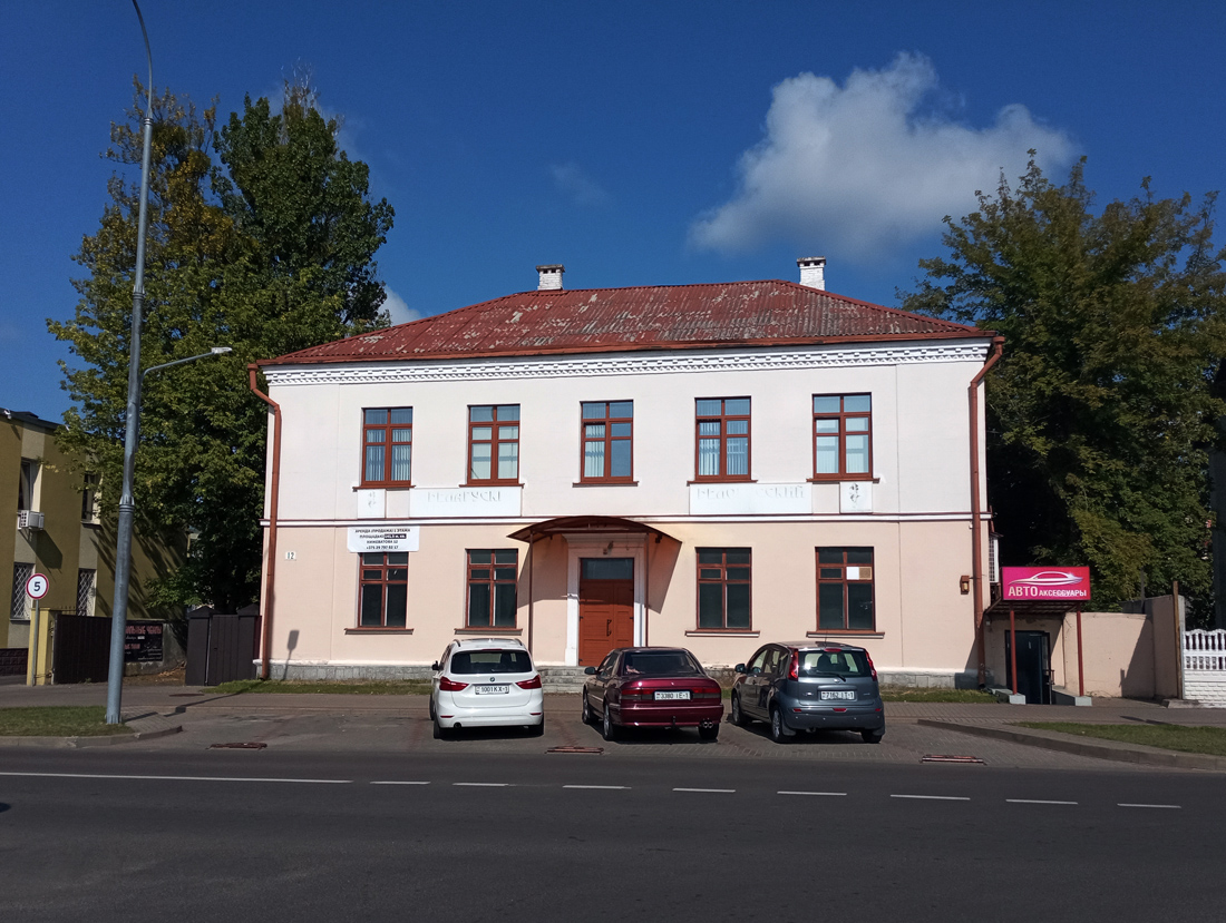 Брест, Улица Кижеватова, 12