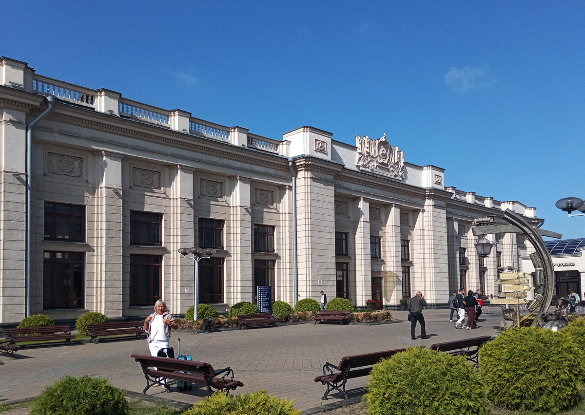 Brest, Привокзальная площадь, 1