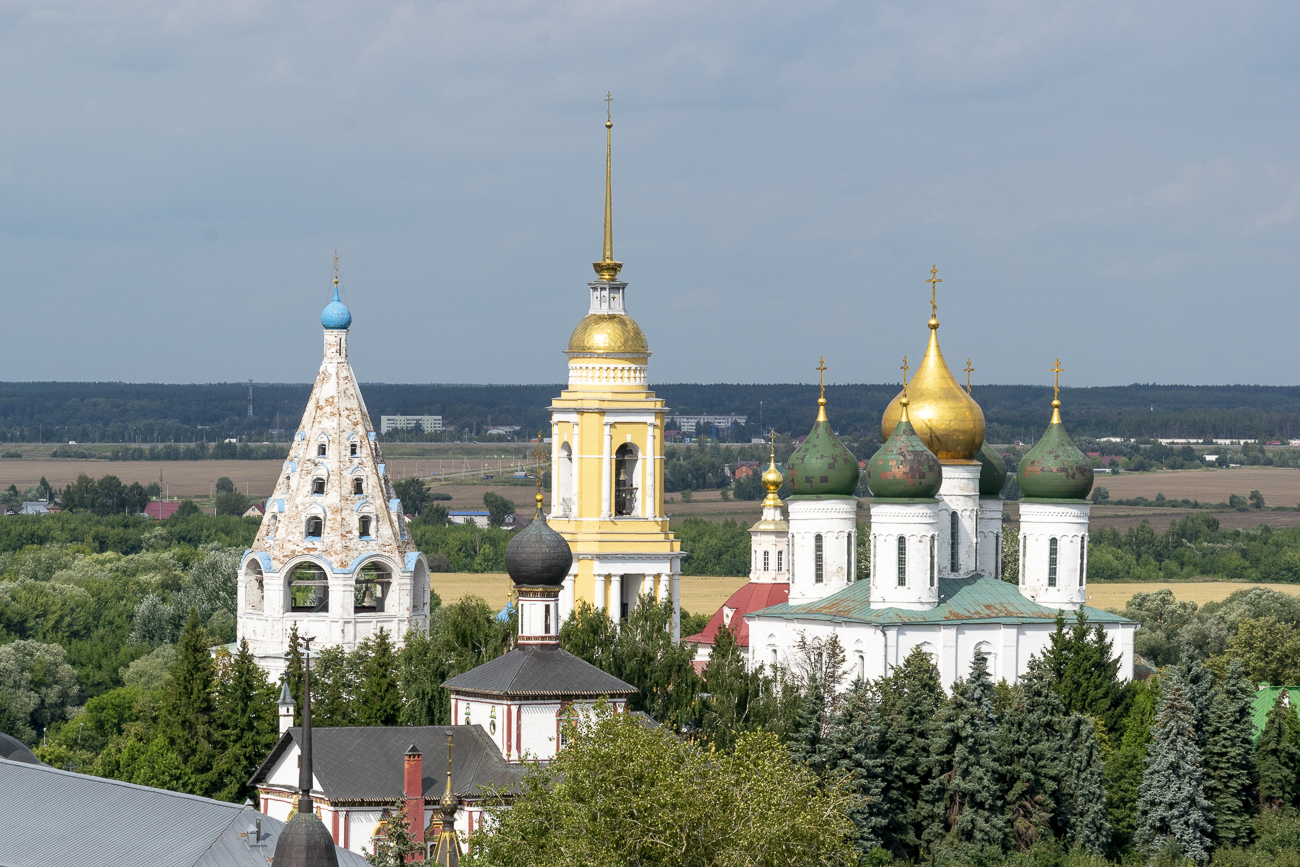 Kolomna, Улица Лазарева, 16А (колокольня); Улица Лазарева, 9-11А; Улица Лазарева, 16А. Kolomna — Panoramas