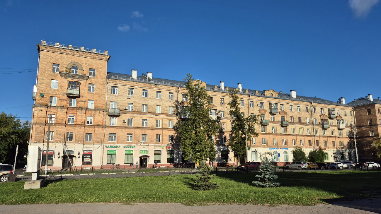 Электросталь, Проспект Ленина, 35 / Советская улица, 20