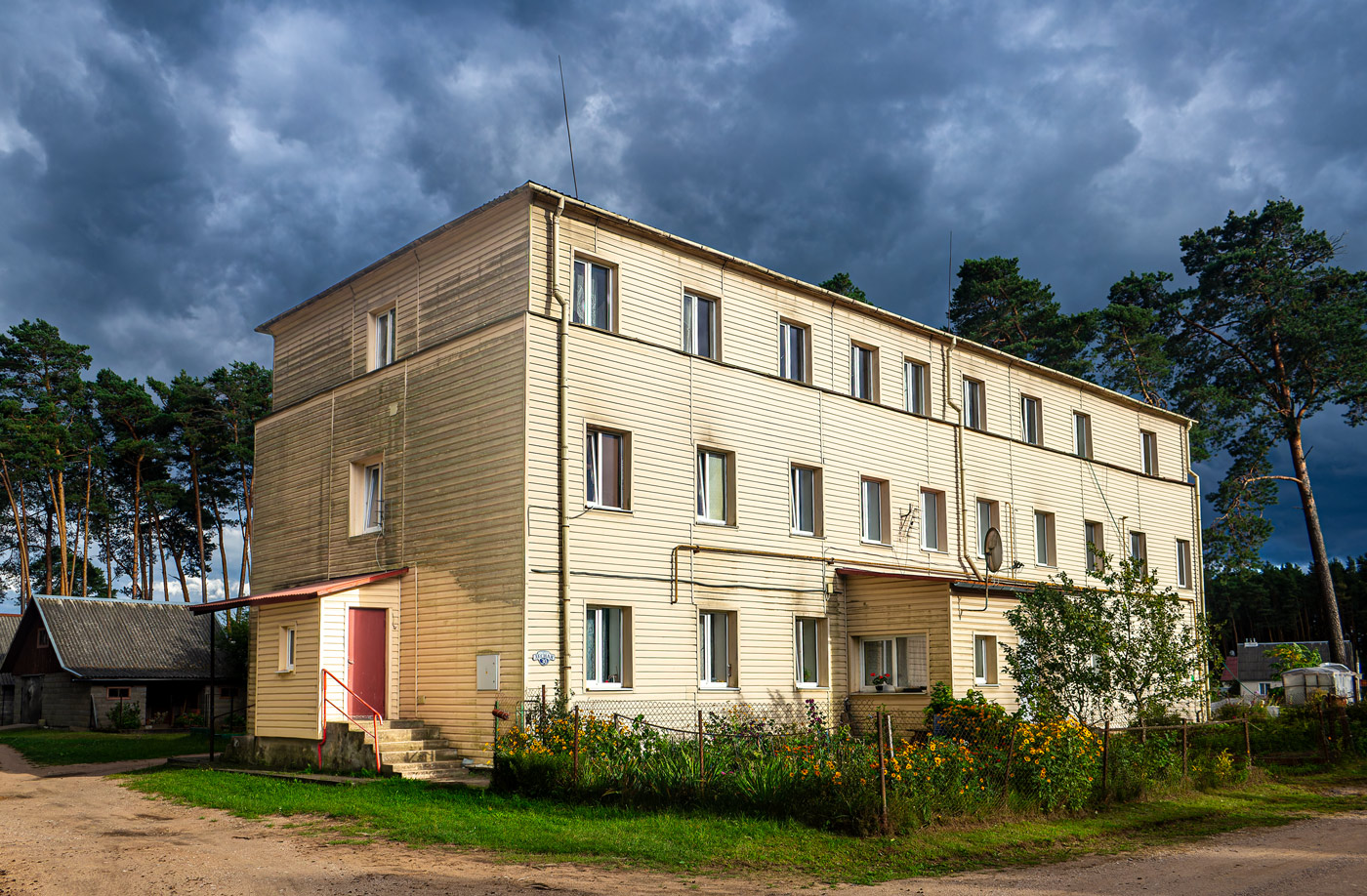 Новоельня, Лесная улица, 30