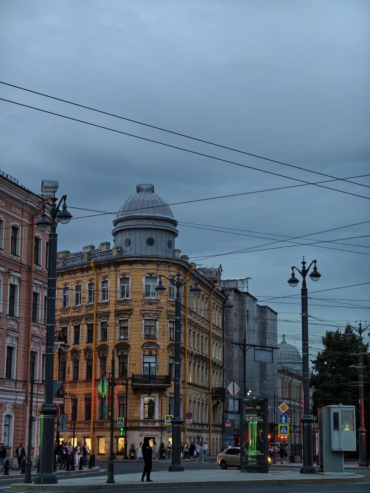Санкт-Петербург, Улица Блохина, 33 (подъезды 1-3)