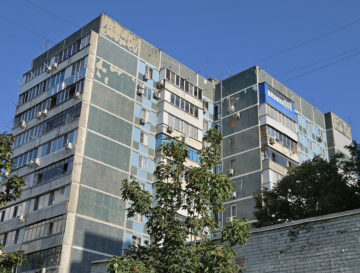 Краснодар, Приозёрная улица, 15