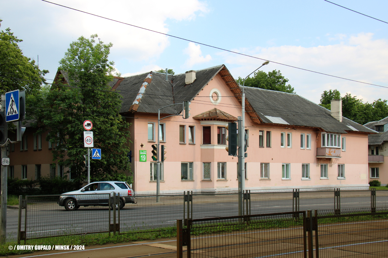 Минск, Улица Плеханова, 19 / Улица Корицкого, 2