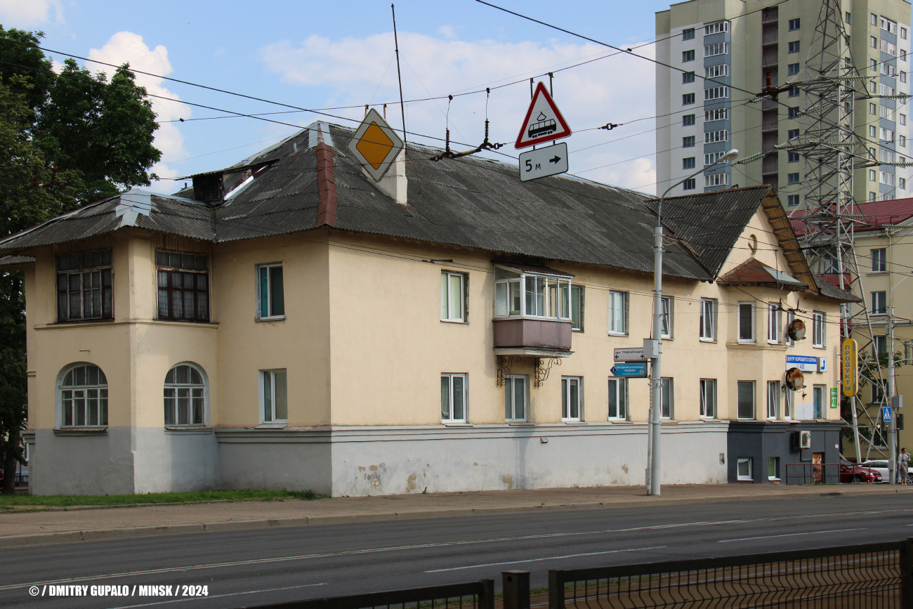 Минск, Улица Плеханова, 27 / Улица Тухачевского, 11