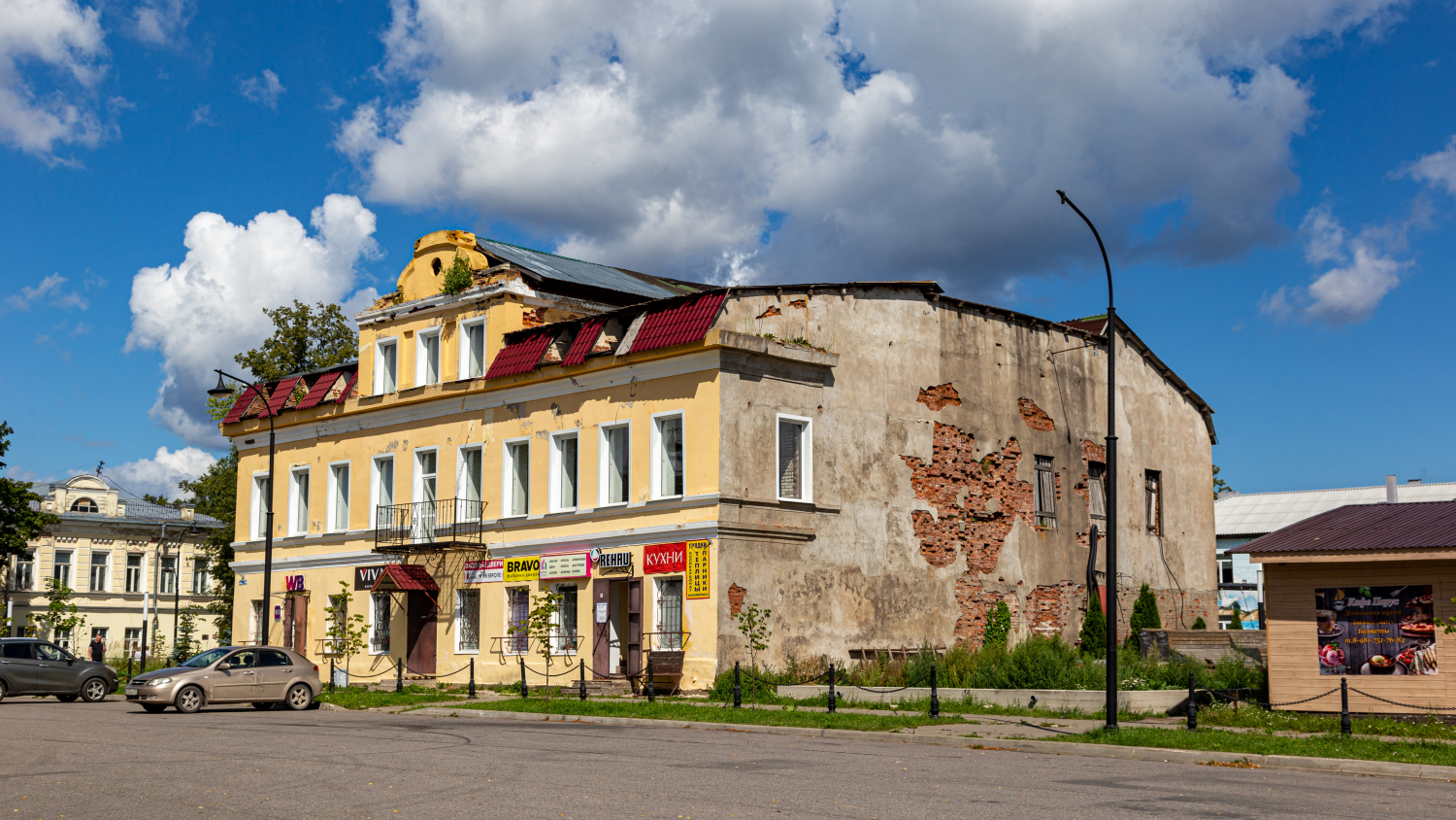 Новая Ладога, Проспект Карла Маркса, 1/28