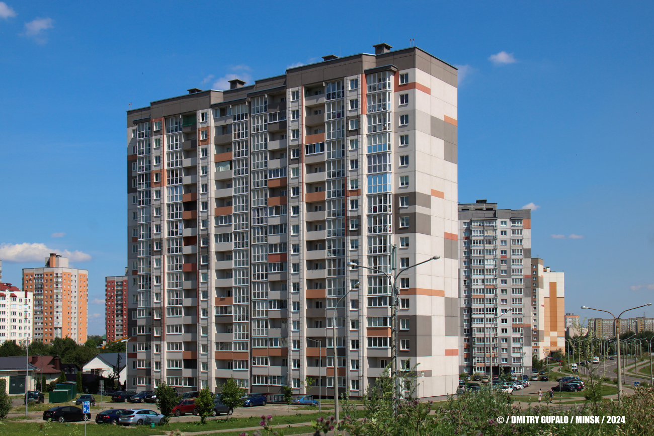 Минск, Улица Маршала Лосика, 18