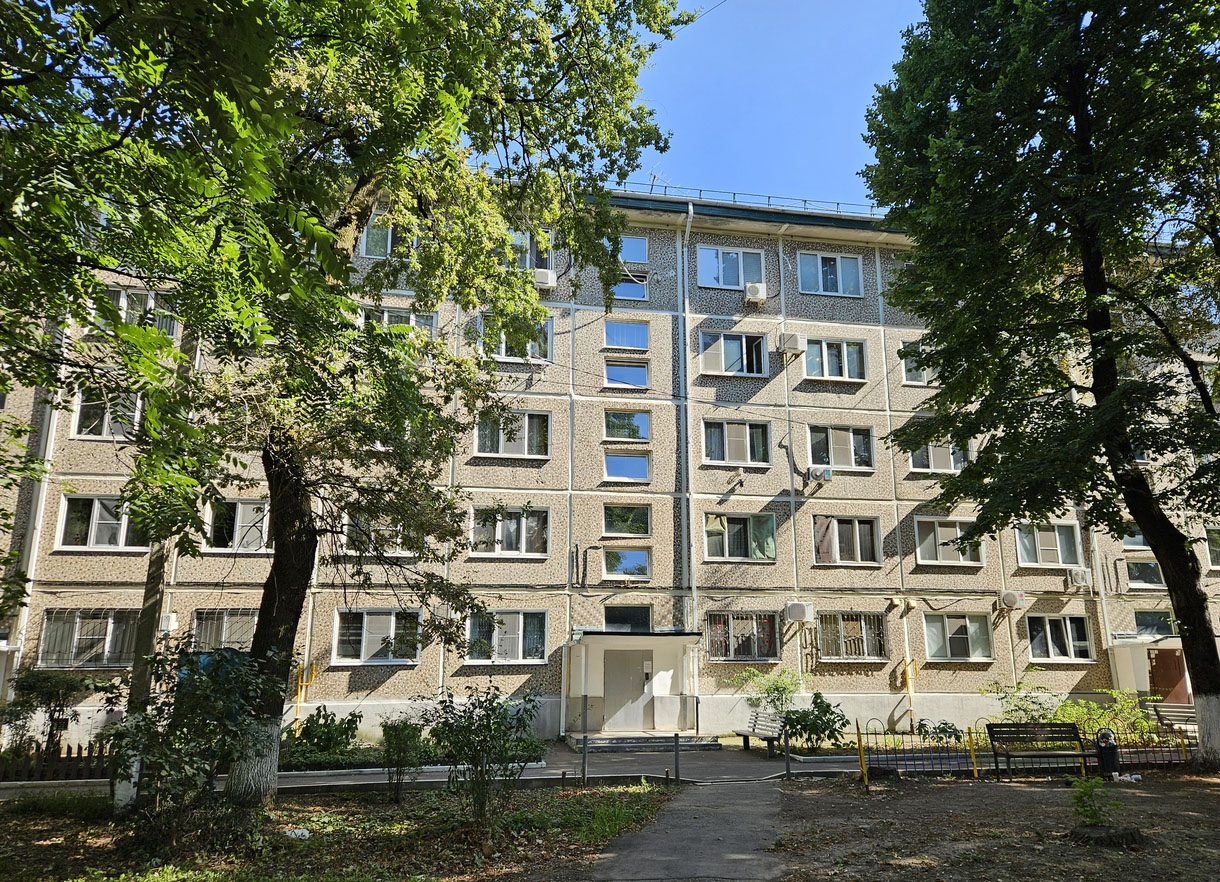 Krasnodar, Улица имени Селезнёва, 80