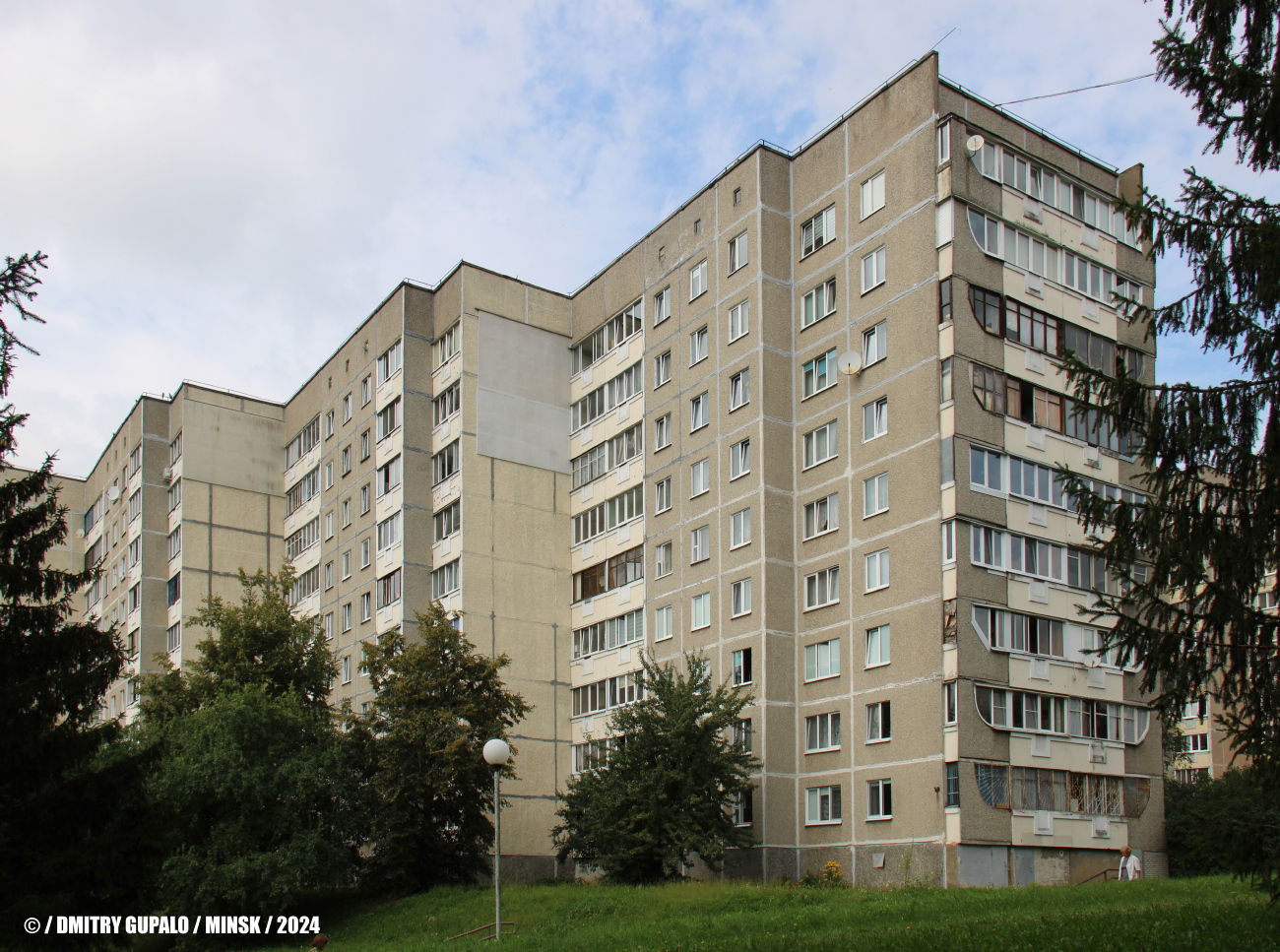 Минск, Улица Тикоцкого, 16