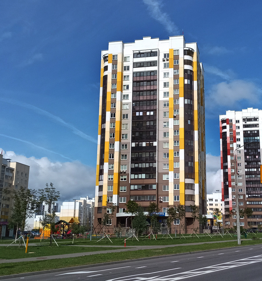 Гродно, Улица Виктора Глухова, 3