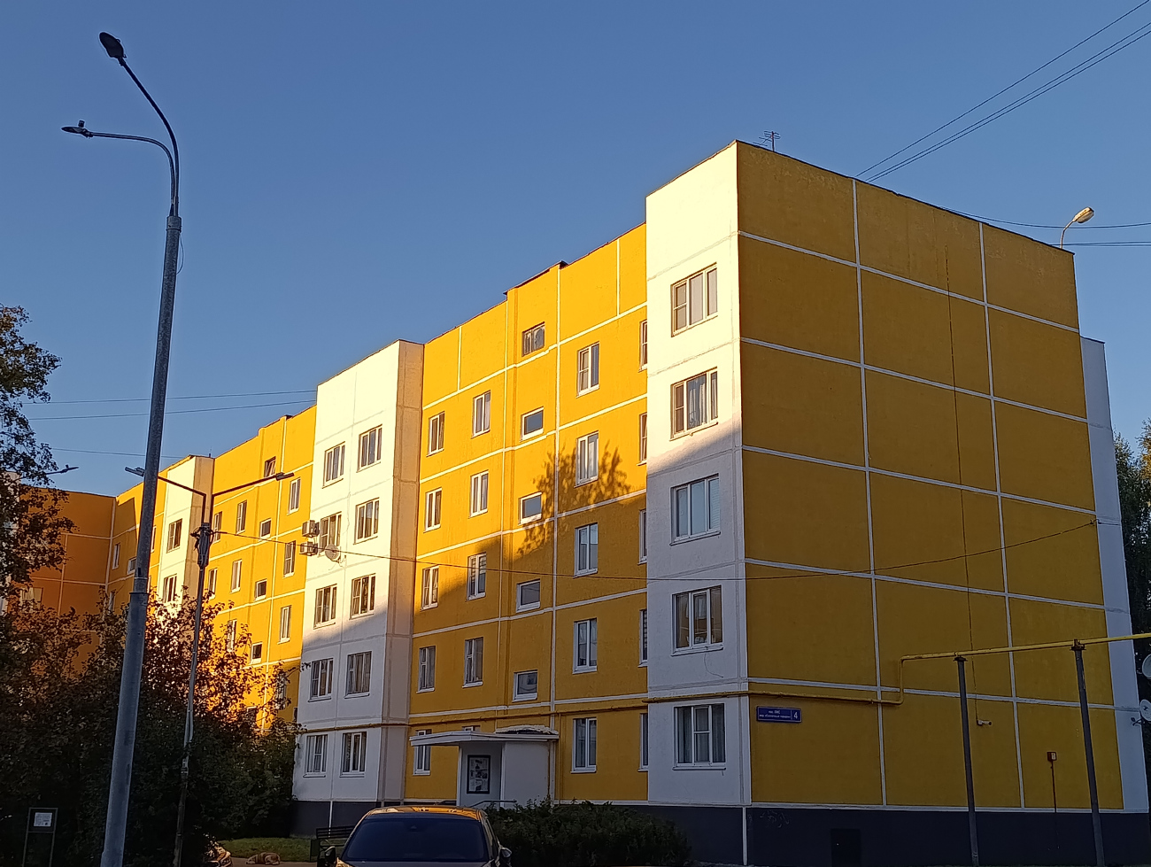 Поселение Вороновское, пос. ЛМС, микрорайон Солнечный городок, 4