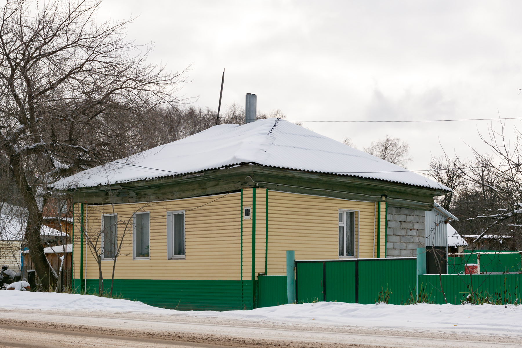 Birsk, Коммунистическая улица, 108