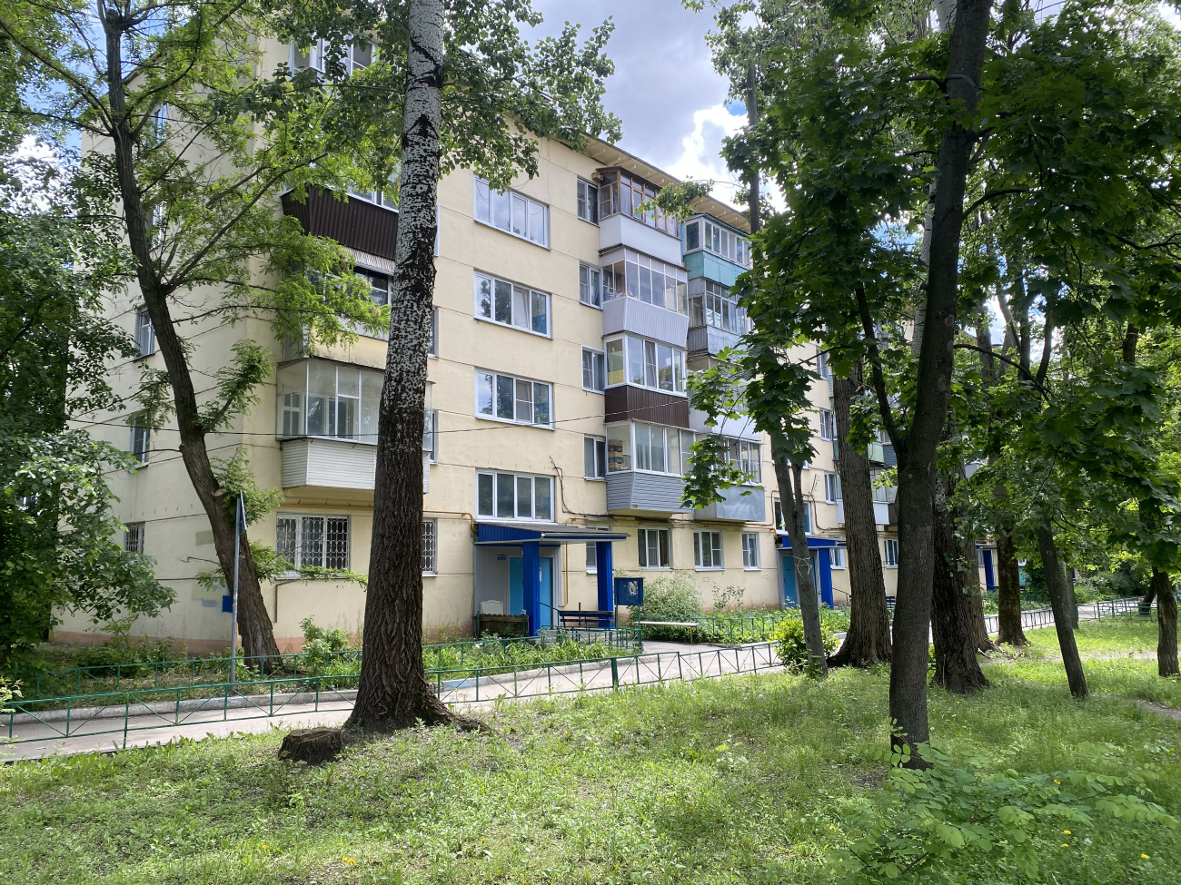 Воронеж, Ленинский проспект, 165