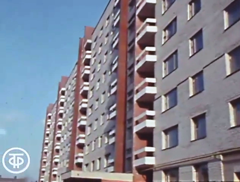 Брэст, Бульвар Космонавтов, 33