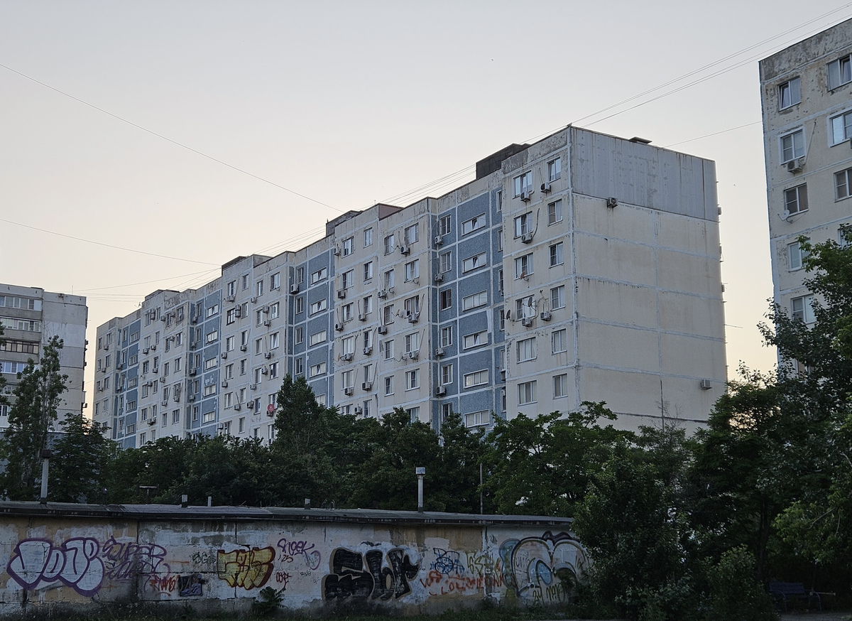 Новороссийск, Улица Героев Десантников, 14