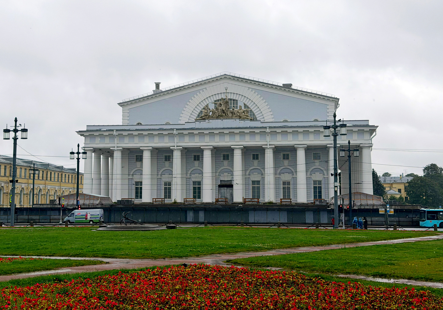 Санкт-Петербург, Биржевая площадь, 4