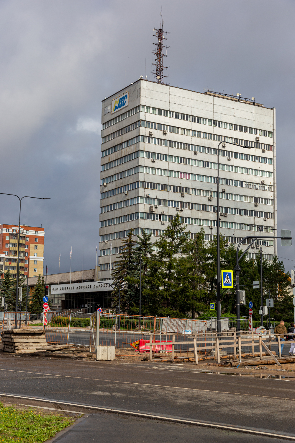 Архангельск, Набережная Северной Двины, 36