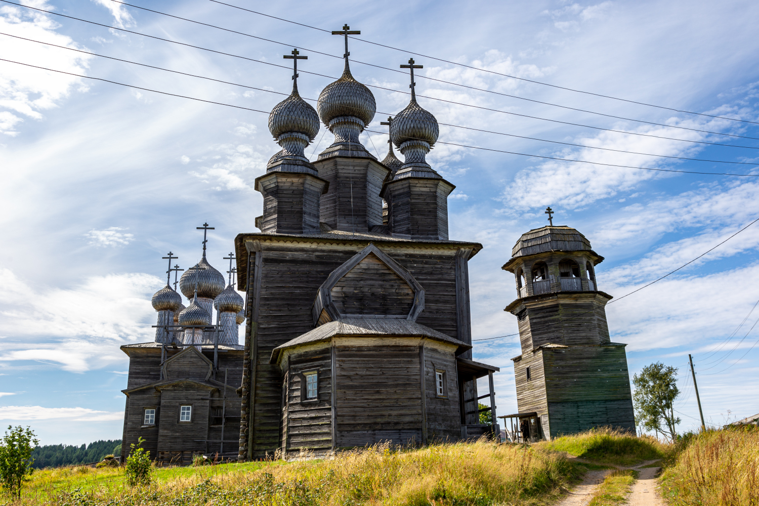 Онежский район, прочие н.п., дер. Ворзогоры, Никольская улица, 2; дер. Ворзогоры, Никольская улица, 4; дер. Ворзогоры, Никольская улица, 8