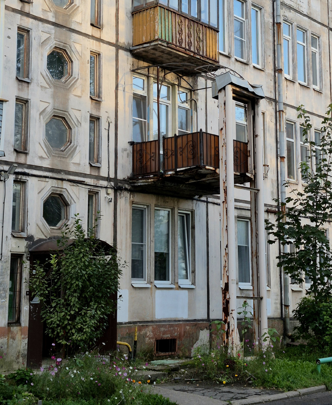 Череповец, Бульвар Доменщиков, 43