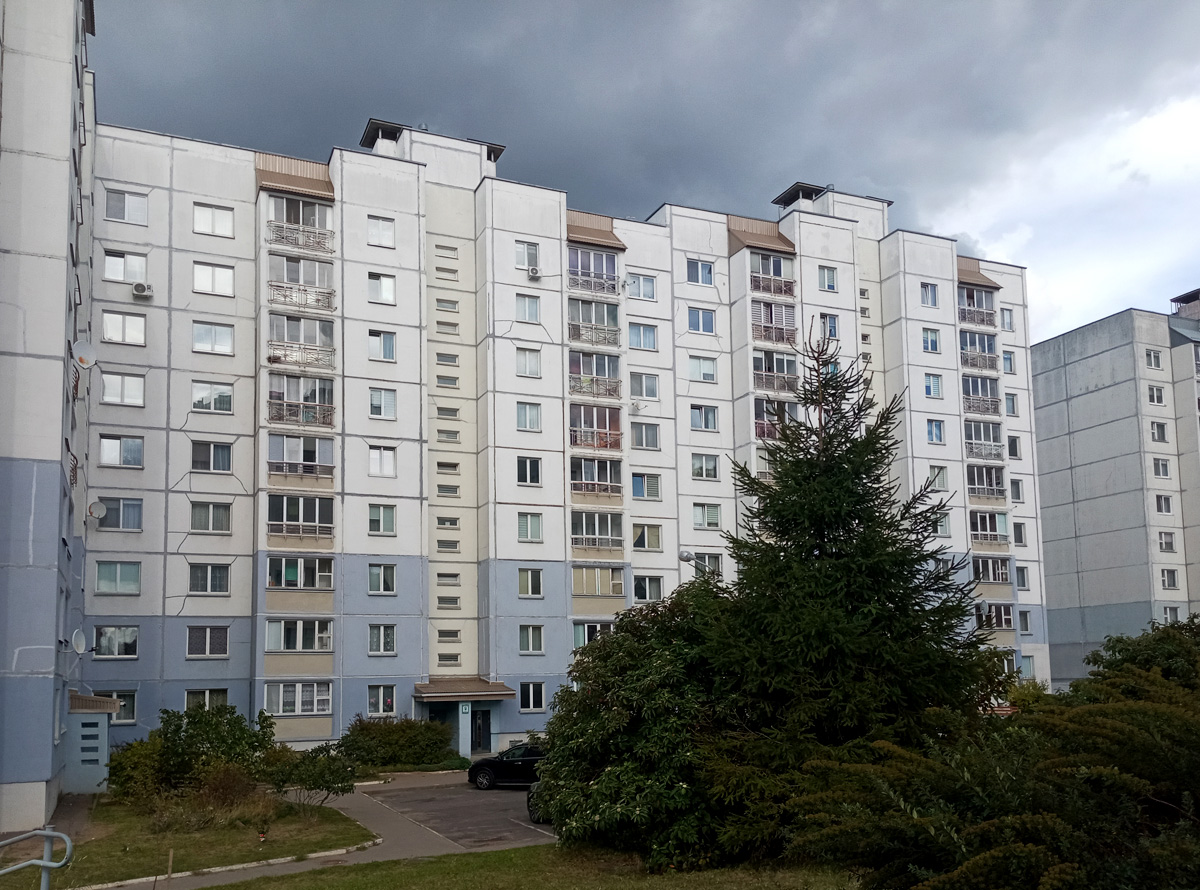Минск, Улица Игнатовского, 7