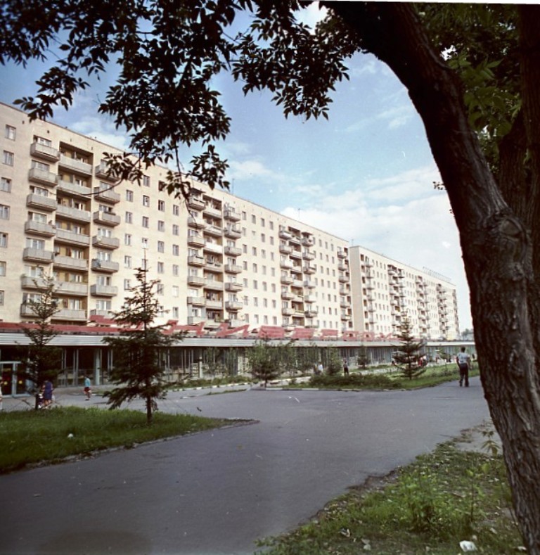 Белгород, Улица Белгородского Полка, 32; Улица Белгородского Полка, 34