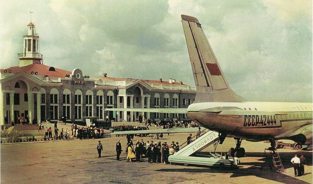 Омск, Транссибирская улица, 2