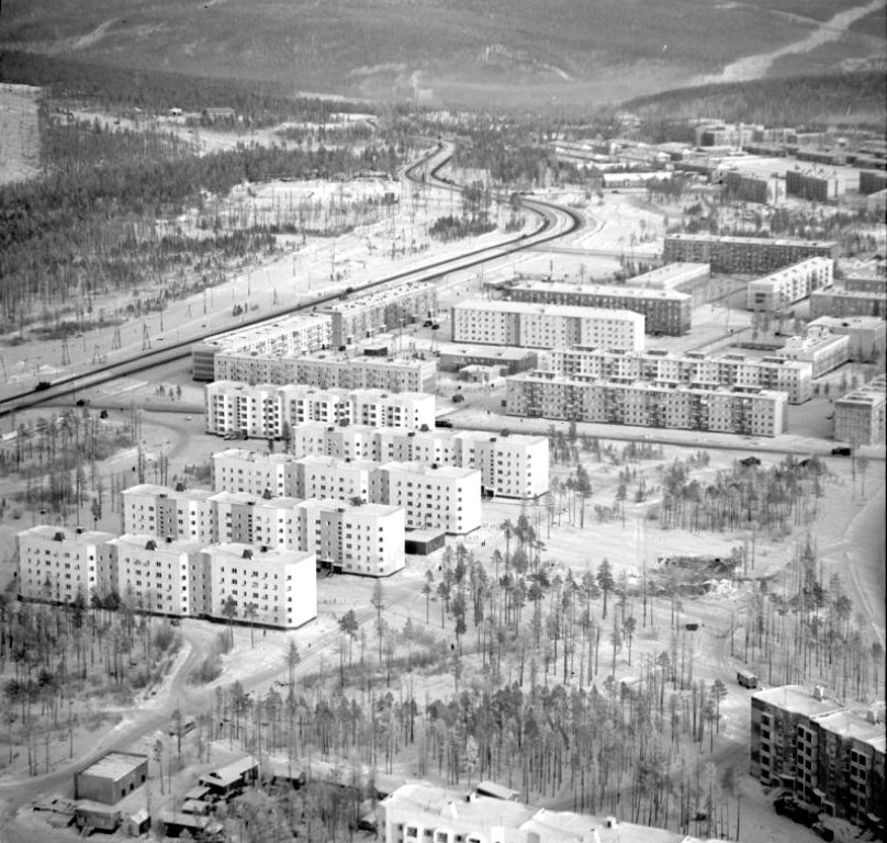 Нерюнгри, Улица Карла Маркса, 9 корп. 1; Улица Карла Маркса, 9 корп. 2; Улица Карла Маркса, 9 корп. 3; Улица Карла Маркса, 9 корп. 4