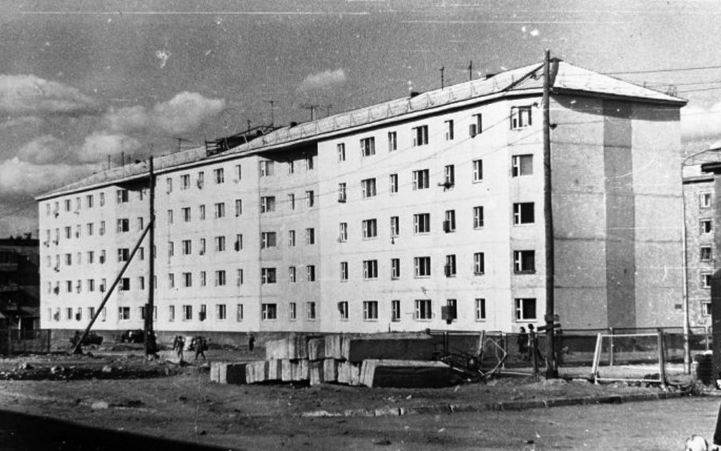 Нерюнгри, Улица Карла Маркса, 9 корп. 1