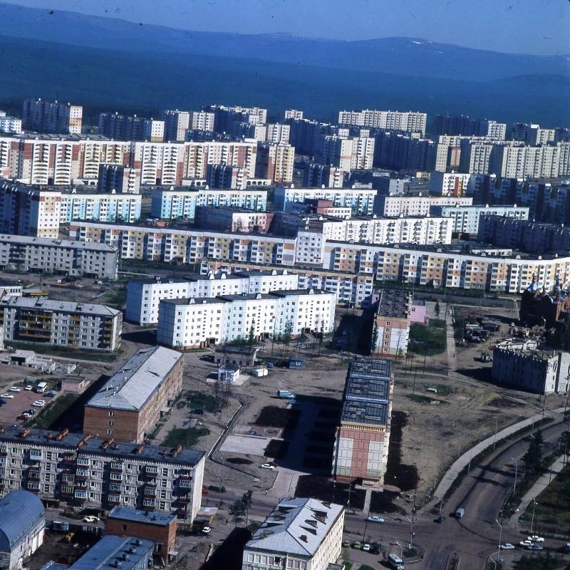 Нерюнгри, Улица Карла Маркса, 27 корп. 2; Улица Карла Маркса, 27 корп. 1