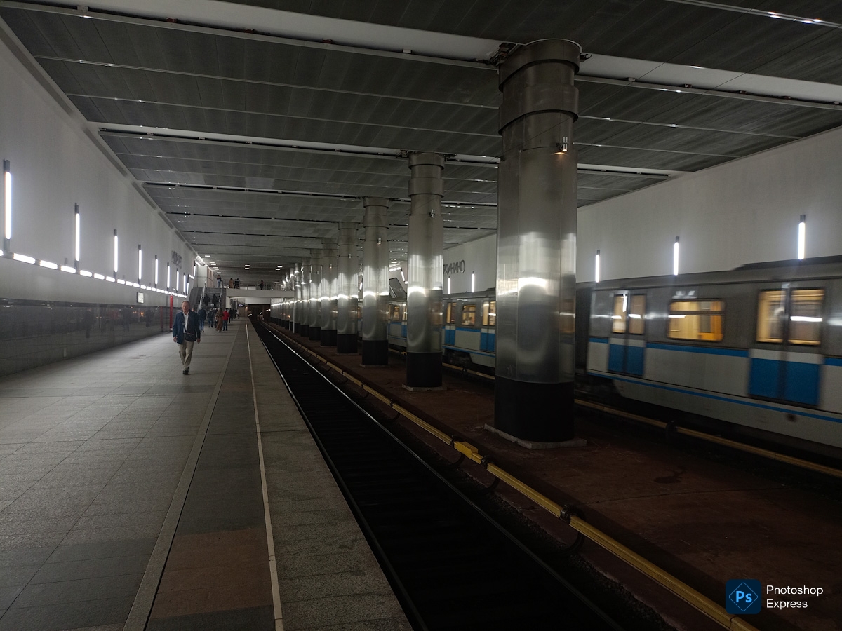 Красногорск, Арбатско-Покровская линия Московского Метрополитена, станция метро «Мякинино»