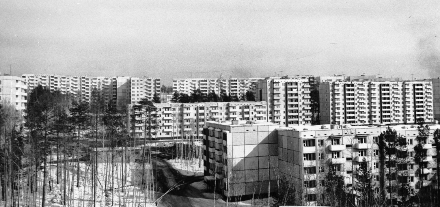 Усть-Илимск, Улица Георгия Димитрова, 32; Улица Георгия Димитрова, 24; Улица Георгия Димитрова, 26; Улица Георгия Димитрова, 28; Проспект Мира, 24