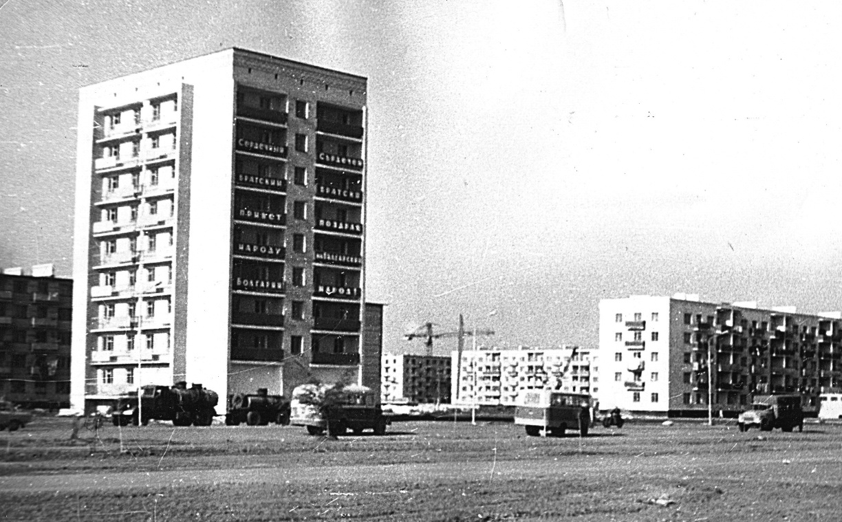 Нефтекумск, 2-й микрорайон, 3; 2-й микрорайон, 14